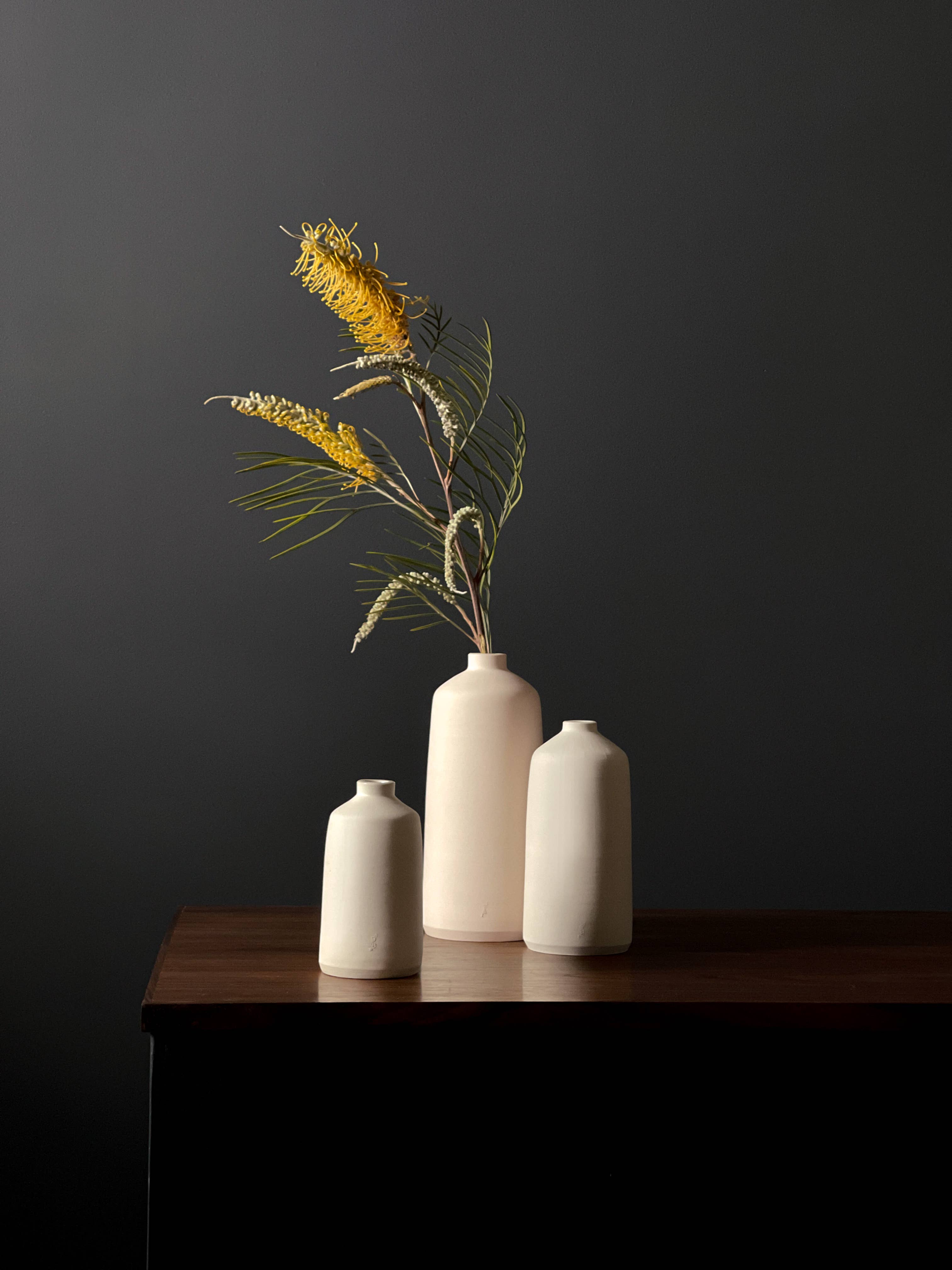 L'Impatience – wholesale Vase – Bud Vases (Small) - Collection L'Impure (Ivory)2