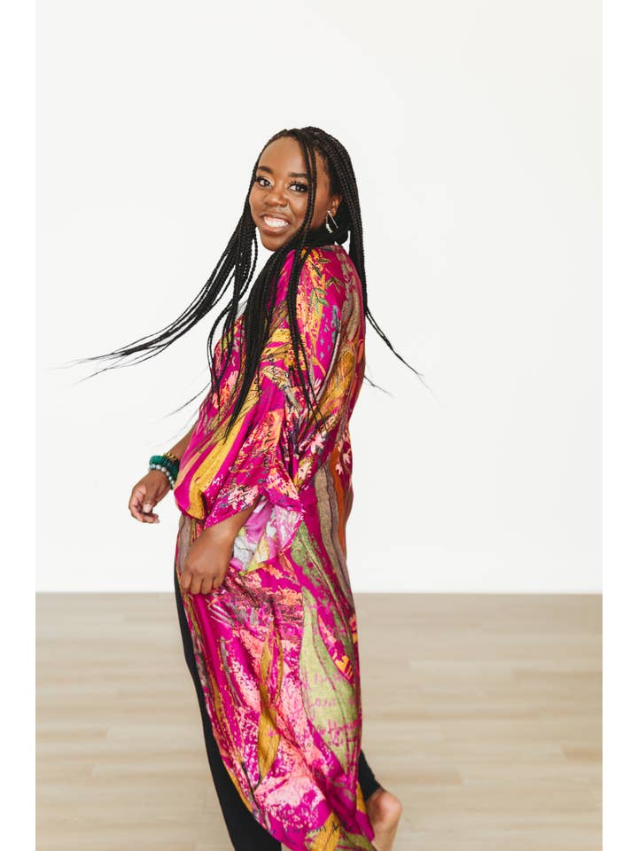 Winton and Waits - Wholesale Kimono - Women's - Featherington Long Kimono- Pink1