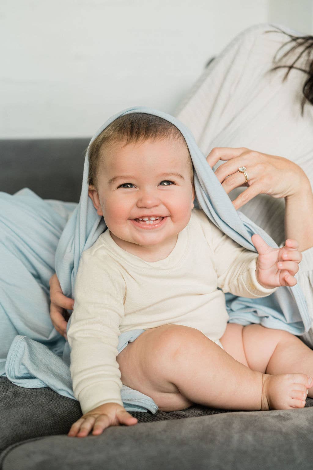 Peasy Co. - Wholesale Swaddle - Baby - Luxury Swaddle + Nursing Blanket5