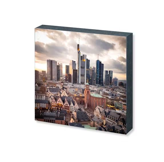 Kila-Photography - Deine Stadt auf Holz - Vente Affiche d'art - carré photo 15x15cm - Francfort sur bois2