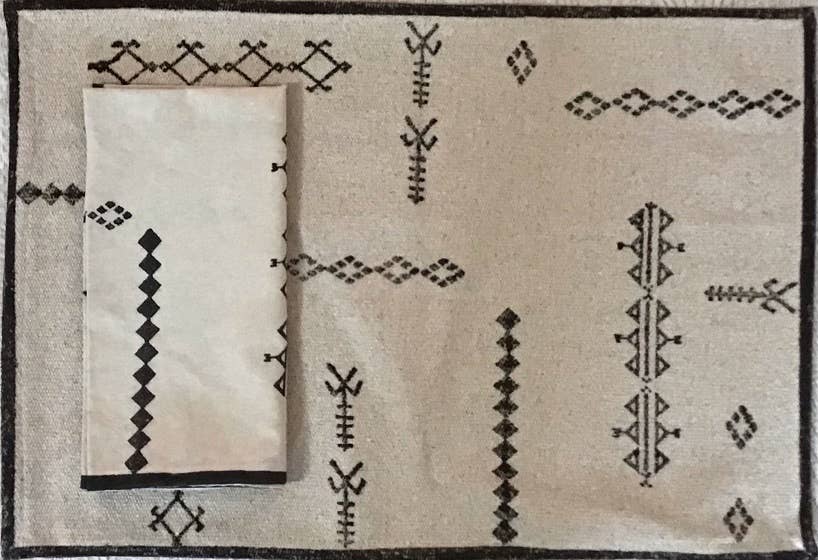 natural habitat - Wholesale Dinner & Cloth Napkin - Napkins Tunis Black/Natural1