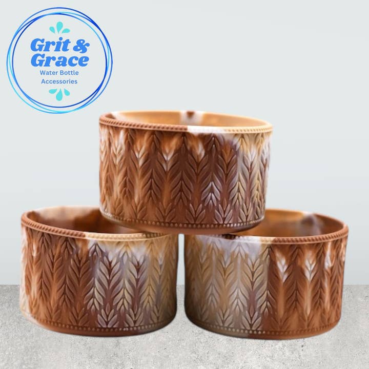 Rowan Mokka‑Mousse‑Wirbelstiefel für den Großhandel von Grit & Grace Water Bottle Accessories