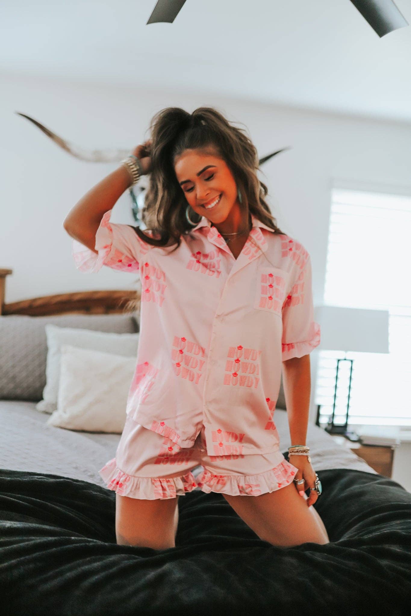 The Front Porch Label – wholesale Sleepwear set – Women's – Pink Howdy Pajama Set1