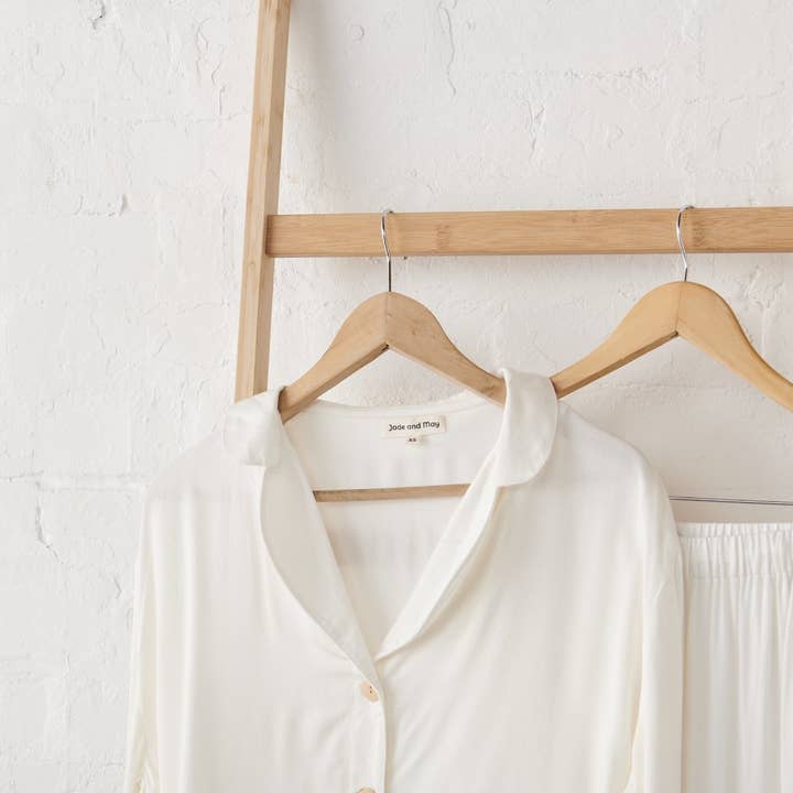 JADE AND MAY - Wholesale Sleepwear set – Women's - Bamboo Pyjama - Classic Set in White1