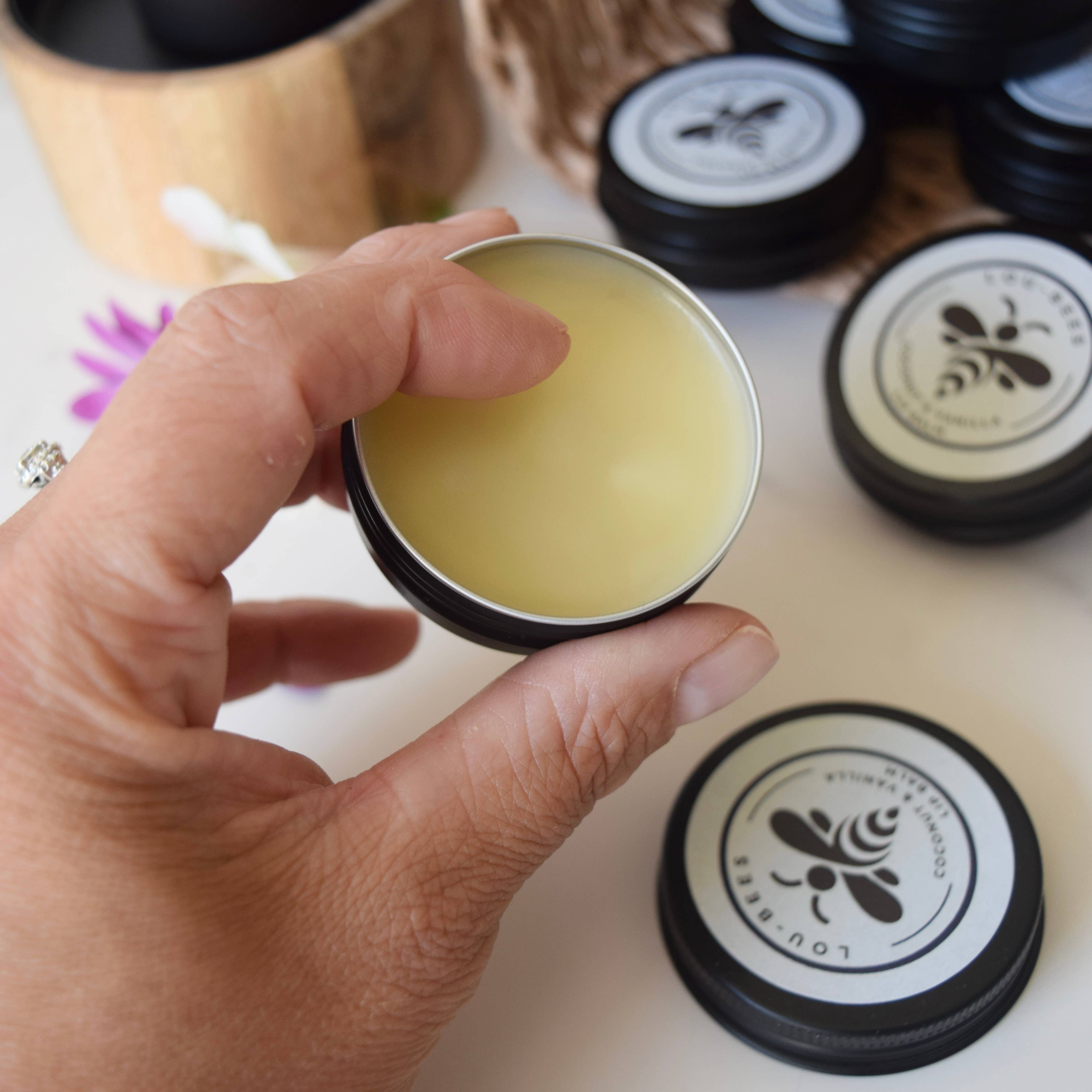 Lou Bees - Vente Baumes à lèvres - Baume à lèvres noix de coco et vanille2