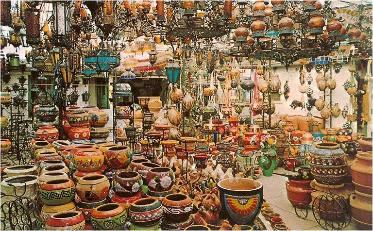 Found Image Press – Postal por atacado – Postal MX-156 Loja de Curiosidades no México0