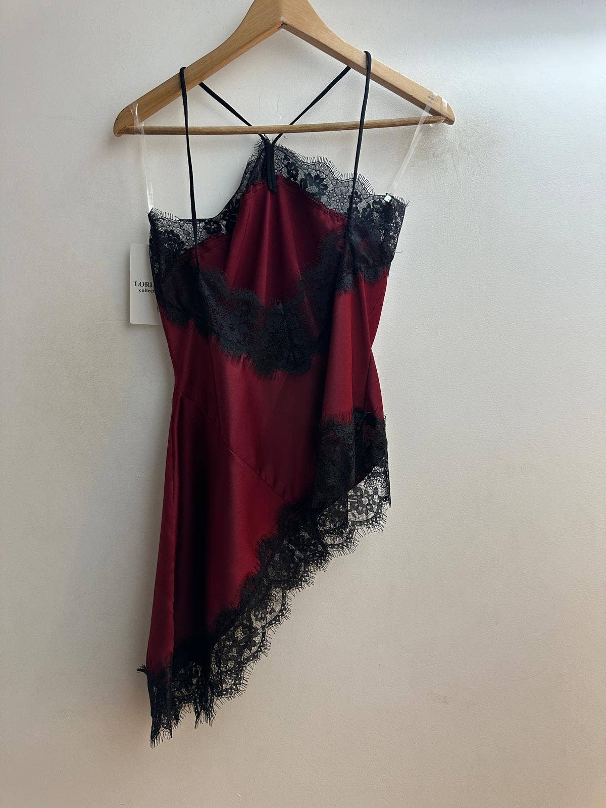 LORIANE - Vendita all'ingrosso Maglia loungewear - Donna - 7492 Top a spallina asimmetrica in raso1