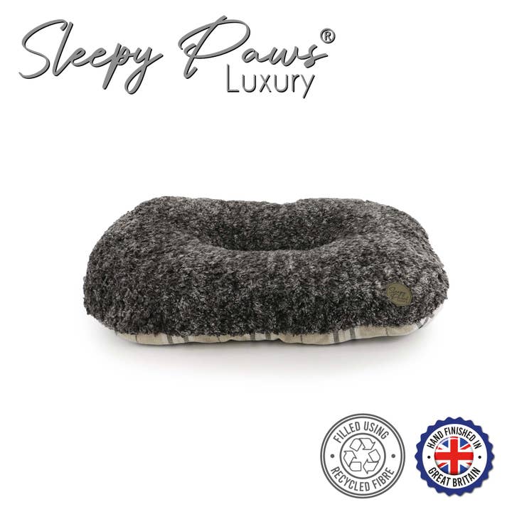 Ancol Pet Products Ltd - Wholesale Pet Bed - Dog - Sleepy Paws Oatmeal & Check Oval Cushion