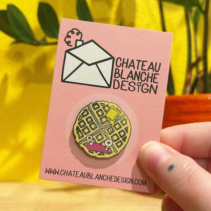 Emaille Pin Wafel voor wholesale door Chateau Blanche