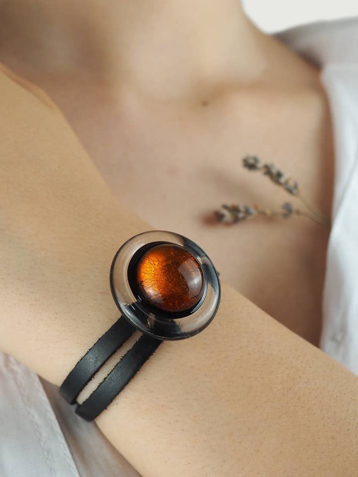 Bracciale Canopus realizzato a mano in vetro di Murano, gioielli in vetro per la vendita all'ingrosso da parte di Drusilya Glass Art