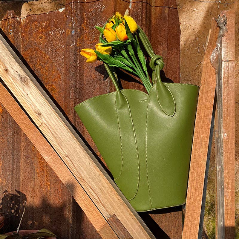 VividLux – wholesale Axelremsväska – Dam – Ny minimalistisk konstnärlig hinkväska5