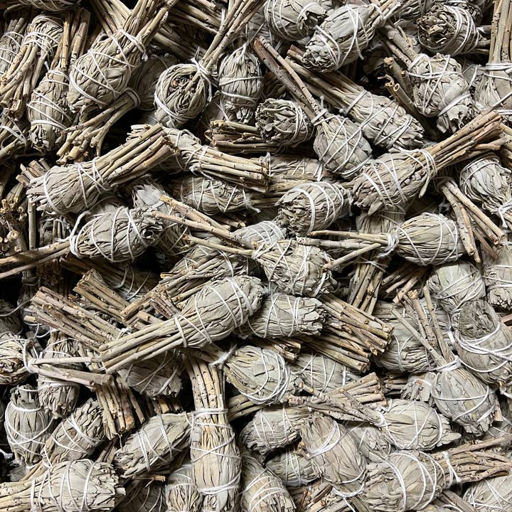 Faiza Naturals - Wholesale Sage bundle - White Sage Torches2