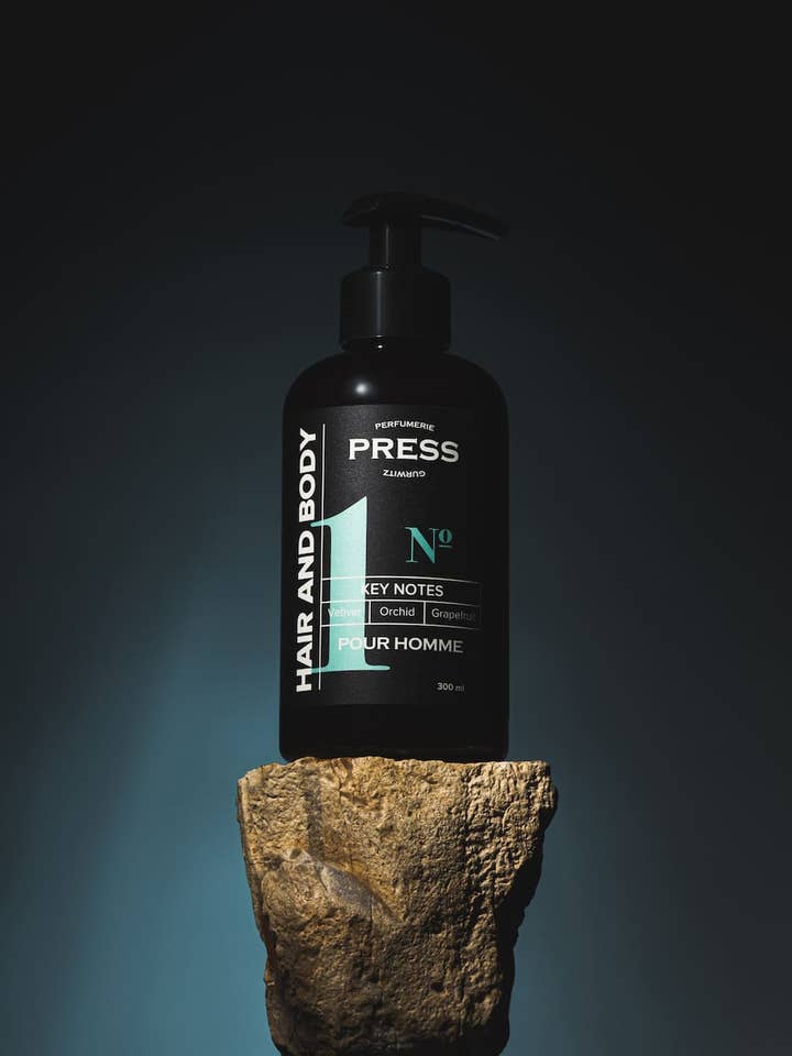 Pour Homme para cabello y cuerpo, número 1, cardamomo, cuero, jazmín para venta al por mayor de Press Gurwitz Perfumerie