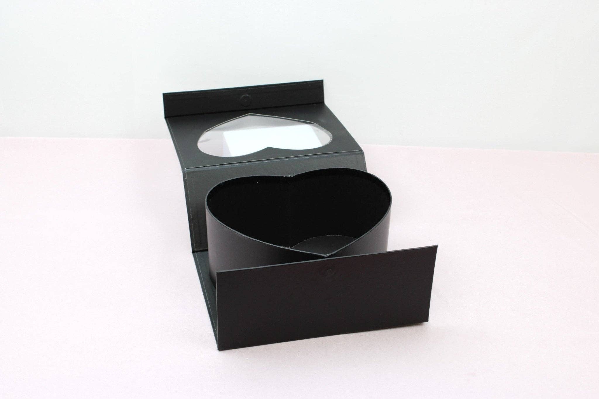 Elegant Design Supply - Wholesale Gift Box - Square Magentic Heart Flower Gift Box1