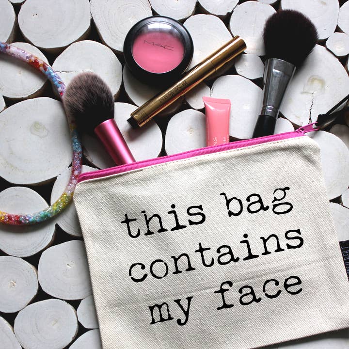 Pochette zippée « Ce sac contient mon visage » pour la vente par Lola & Gilbert