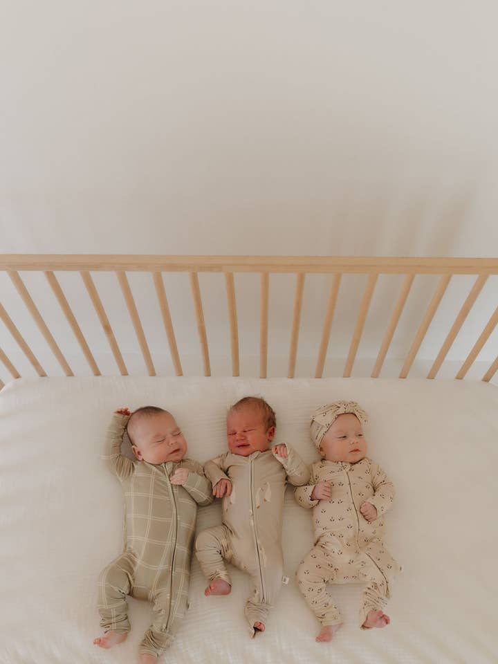 Forever French Baby - Wholesale Sleepsuit - Baby - Bamboo Zip Pajamas | Flora3