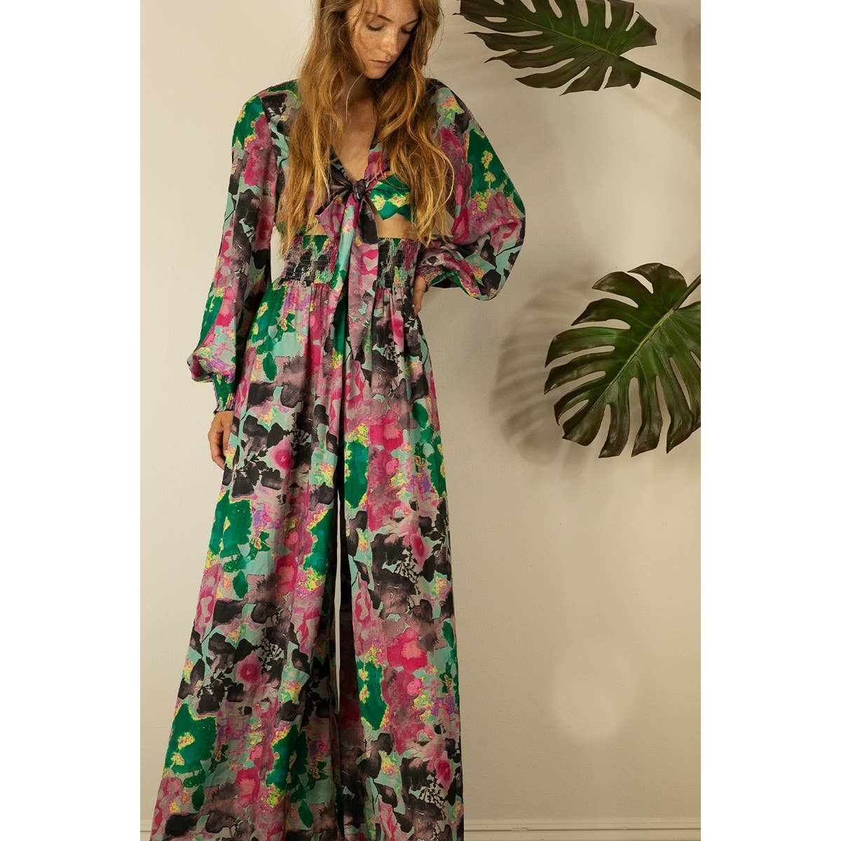 MULTI BLUME Weicher Jumpsuit mit floralem Frontband für den Großhandel auf Faire1