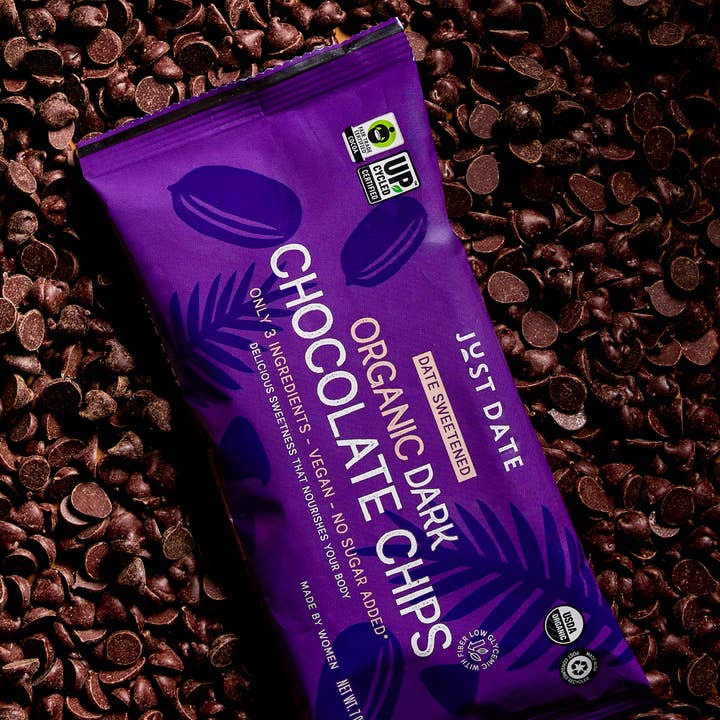 Pépites de chocolat noir sucrées aux dattes biologiques pour la vente par Just Date