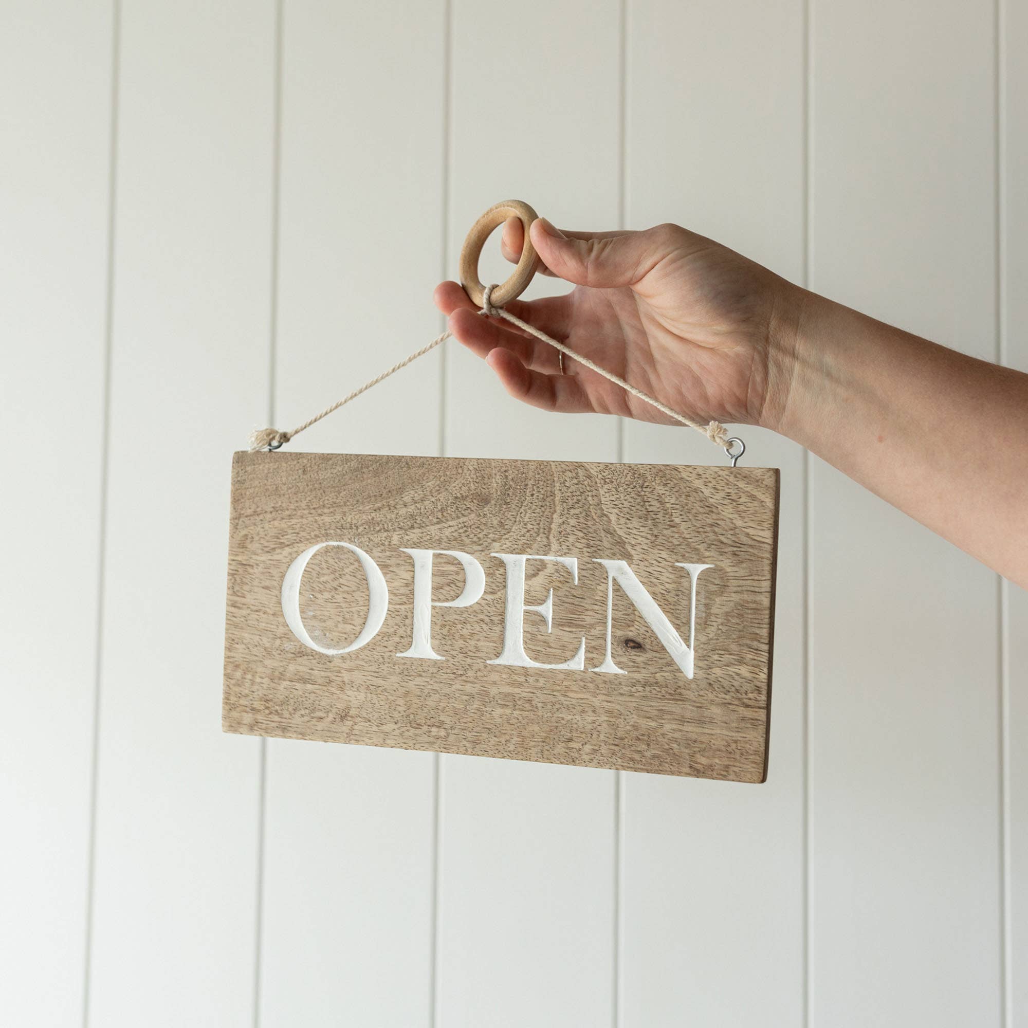 Foreside Home & Garden - Wholesale Sign - Brooks Wood Hanging Open Closed Sign0