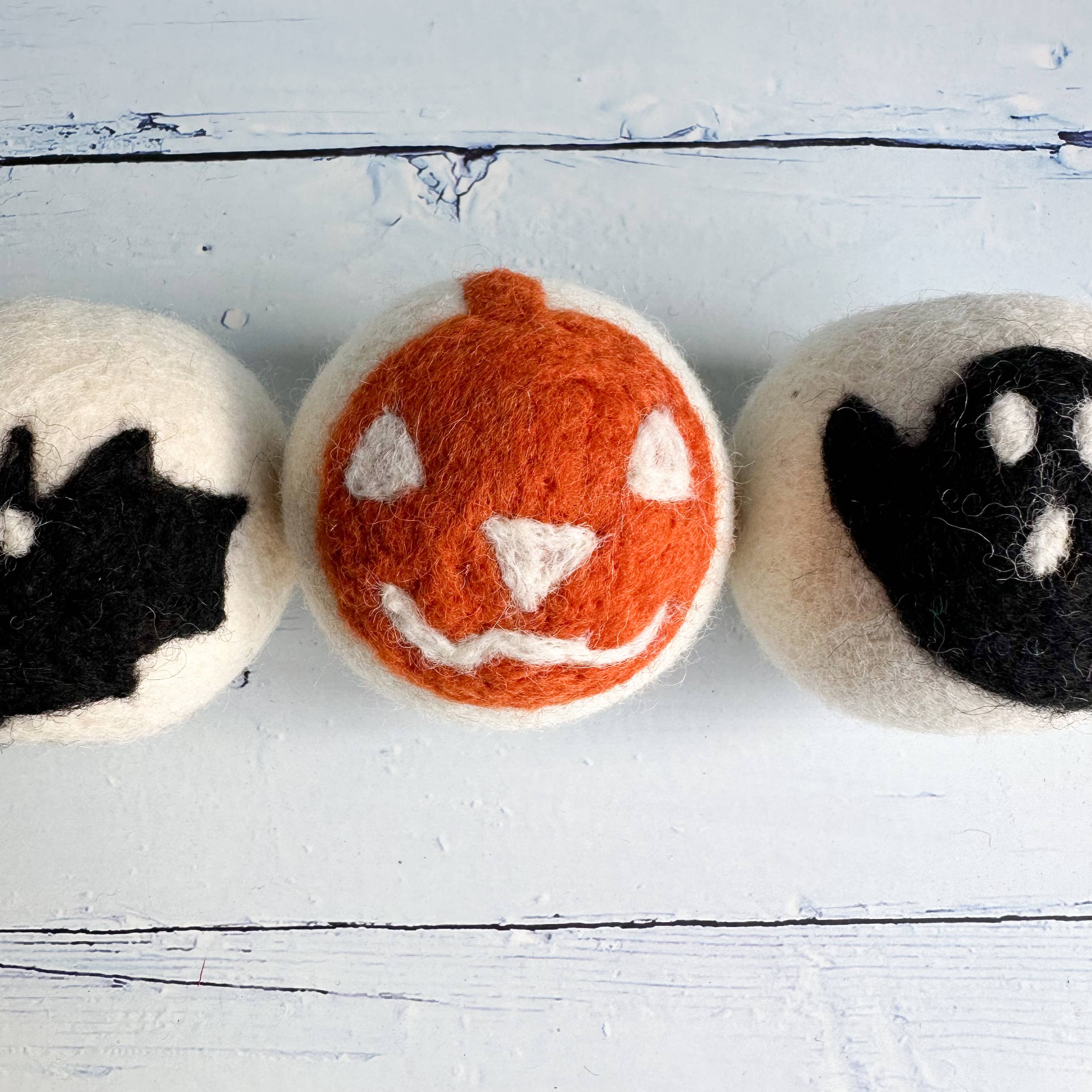 Sewing Seeds Play - Vendita all'ingrosso Palla per asciugatrice - Palline Asciugatrici in Feltro per Notti di Halloween - Set di 32