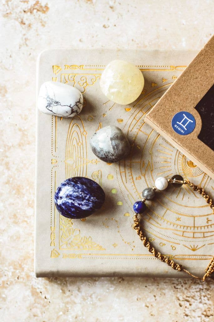 Mindful Living Co. - Wholesale Spiritual Stone/Crystal - Zodiac Crystal & Bracelet Gift Set 5