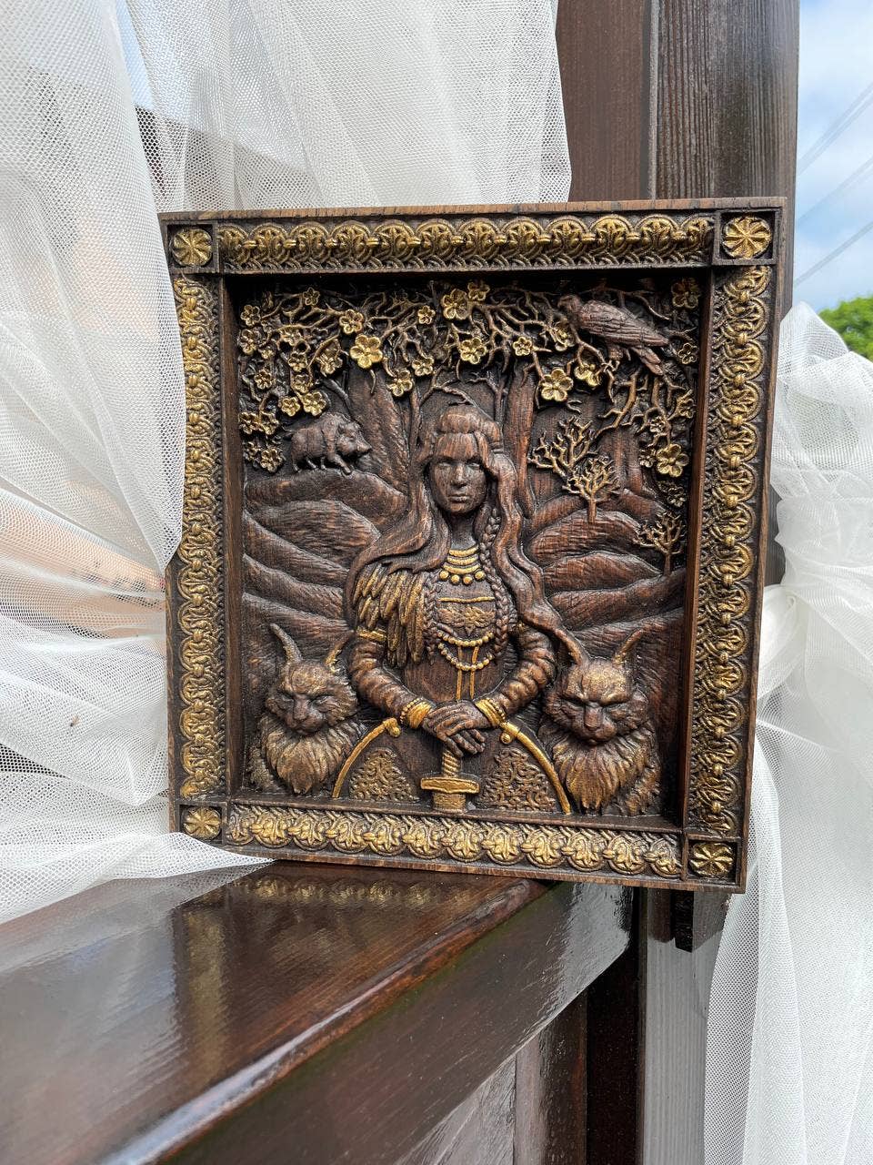 KozakWorkshop - Vente Décoration murale - Tableau mural en bois sculpté déesse scandinave Freyja12