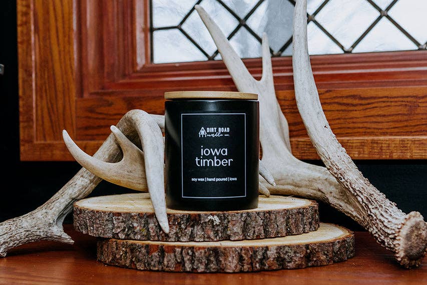 Dirt Road Candle Co – Engroshandel Glaslys – Iowa Timber Candle0