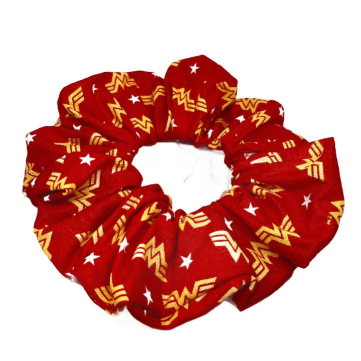 Wonder Woman Scrunchie voor wholesale door Enchanted Scrunch