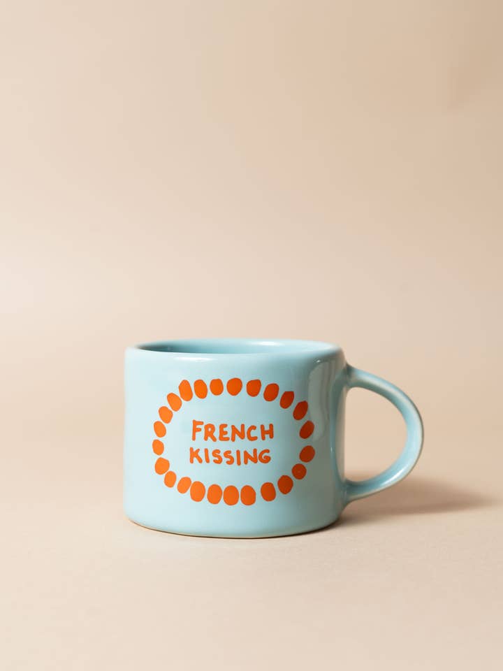 Sisi krus « French Kissing » med holder til endeløs kaffedrikning for engroshandel hos Sisi, house of style BV