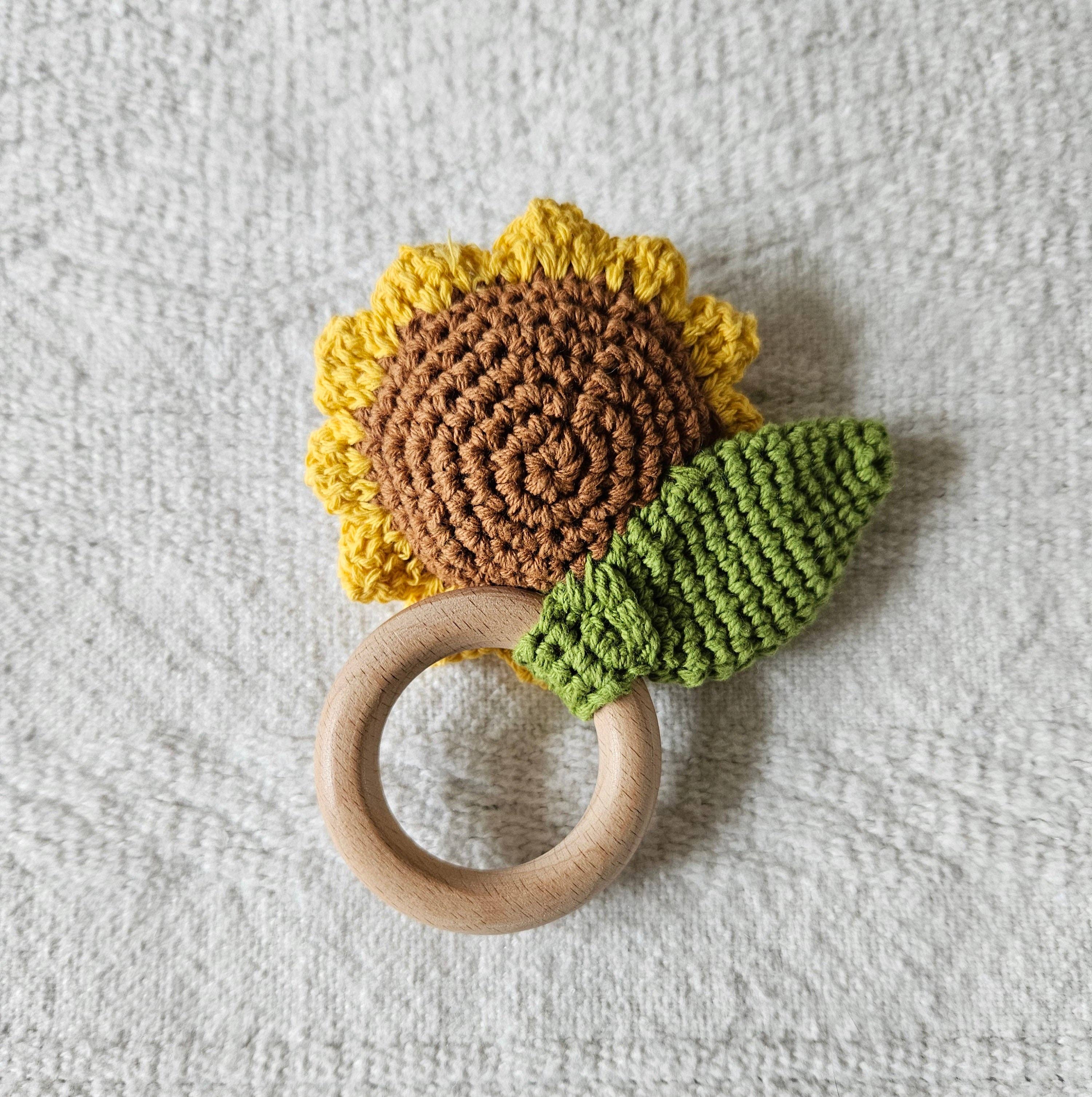 Rammelaartje - Vente Hochet mobile – bébé - Hochet artisanal en crochet - Tournesol1