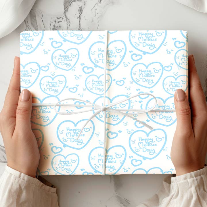 Papier cadeau imprimé sur mesure motif cœur d'amour fête des mères bleu pour la vente par House of Binky