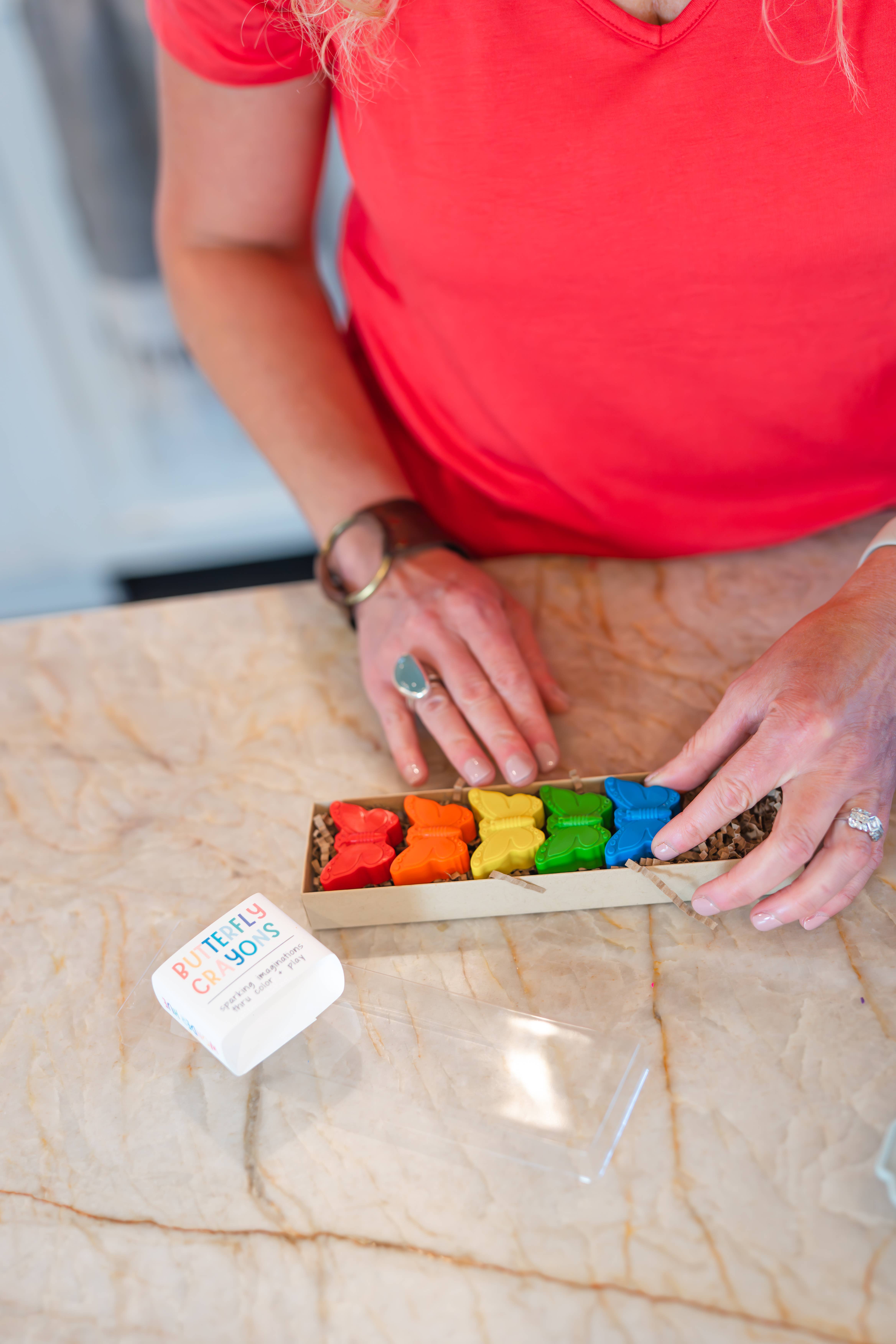 Wonder Hue Crayon Co. - Wholesale Crayons - Kids & Baby - Butterfly Shaped Crayons, Non-Toxic Easter / Spring Gift6