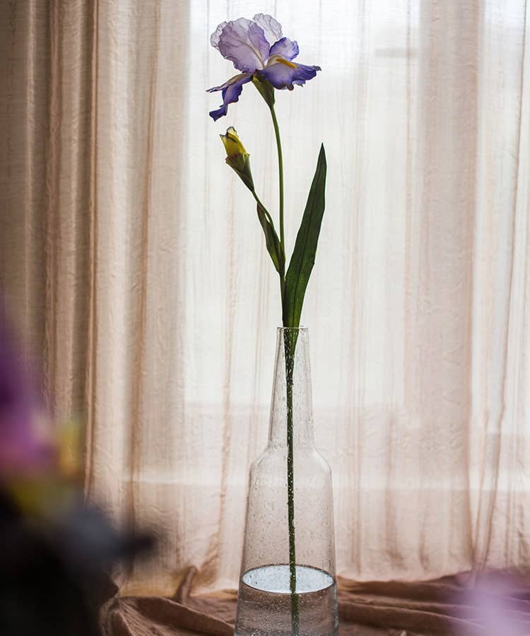 Rustic Reach - Wholesale Artificial Flowers - Artificial Iris Flower Stem 31.5" Tall0