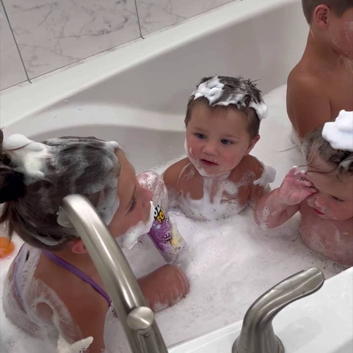 Firefox Toys - Vente Gel douche – enfant et bébé - Savon moussant en spray Fozzi's (11 oz) 6 parfums8