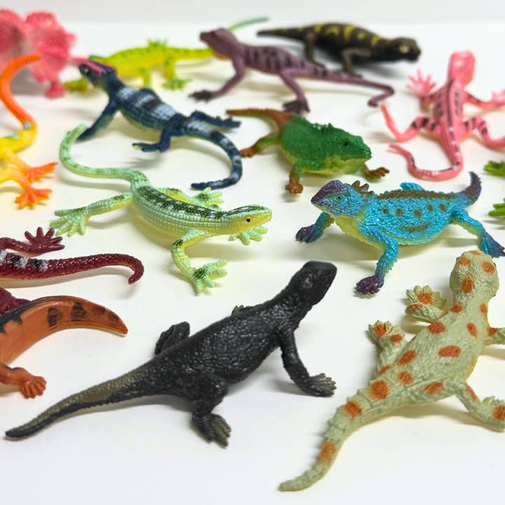 Jacobson - Wholesale Craft Supplies - 2.5"L Assorted Mini Toy Lizards - Pack of 961