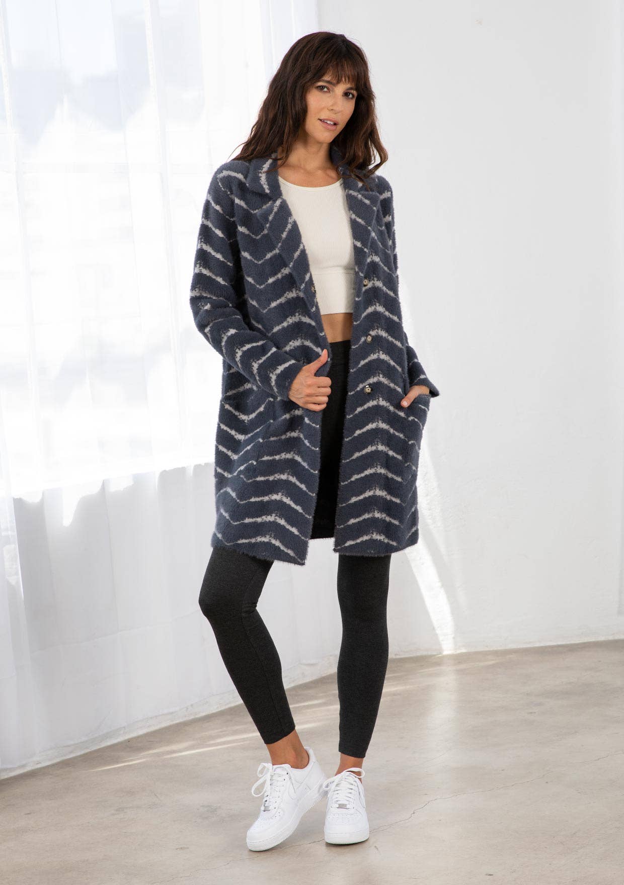 Lovestitch - Vente Cardigan – femme - Cardigan boutonné en jacquard à chevrons duveteux25