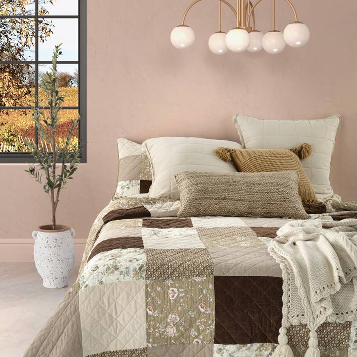 Brunelli - Wholesale Quilt - Gratitude Vintage Patchwork Quilt