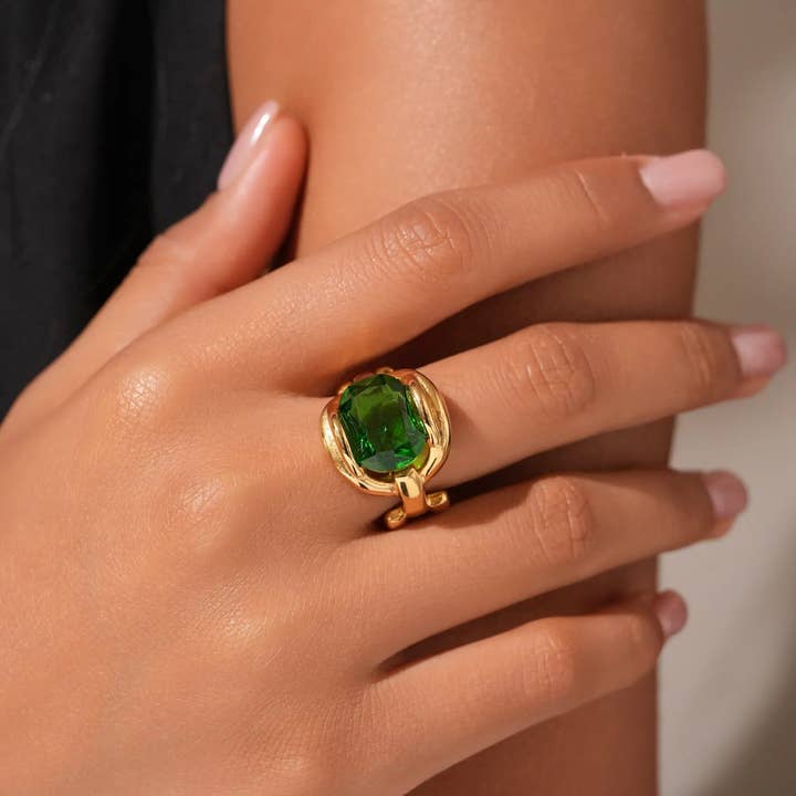 Green Crystal Ring for wholesale by Silver Sara