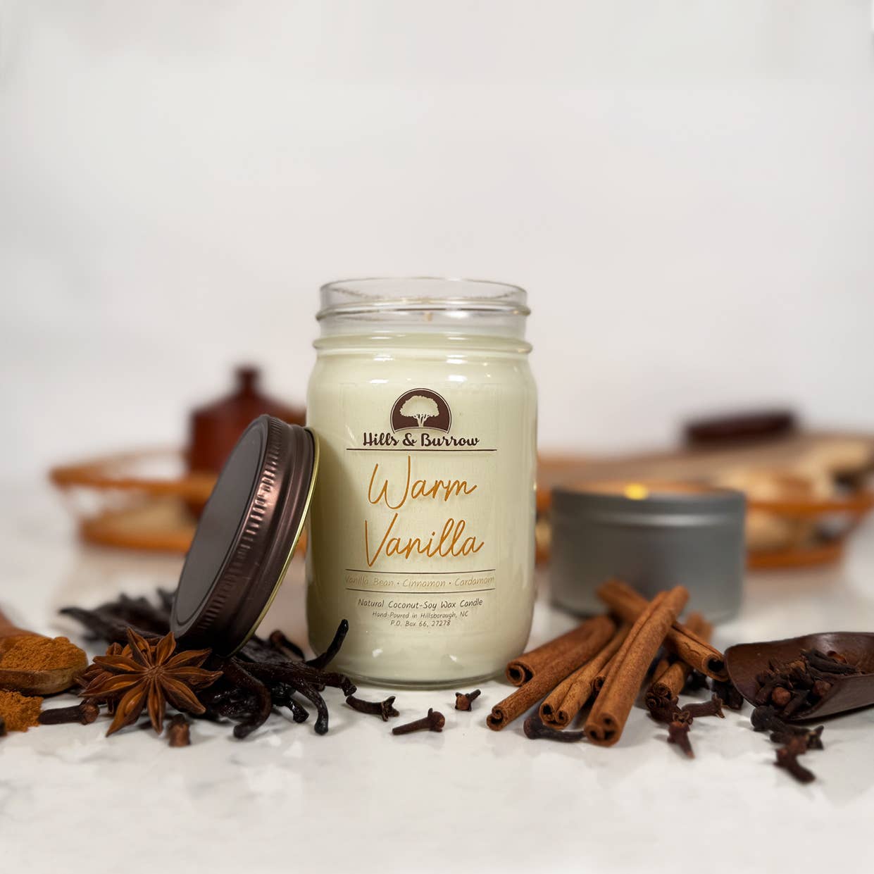 Hills & Burrow - Wholesale Jar/Filled Candle - Warm Vanilla – Vanilla Bean, Cinnamon & Cardamom Candle3