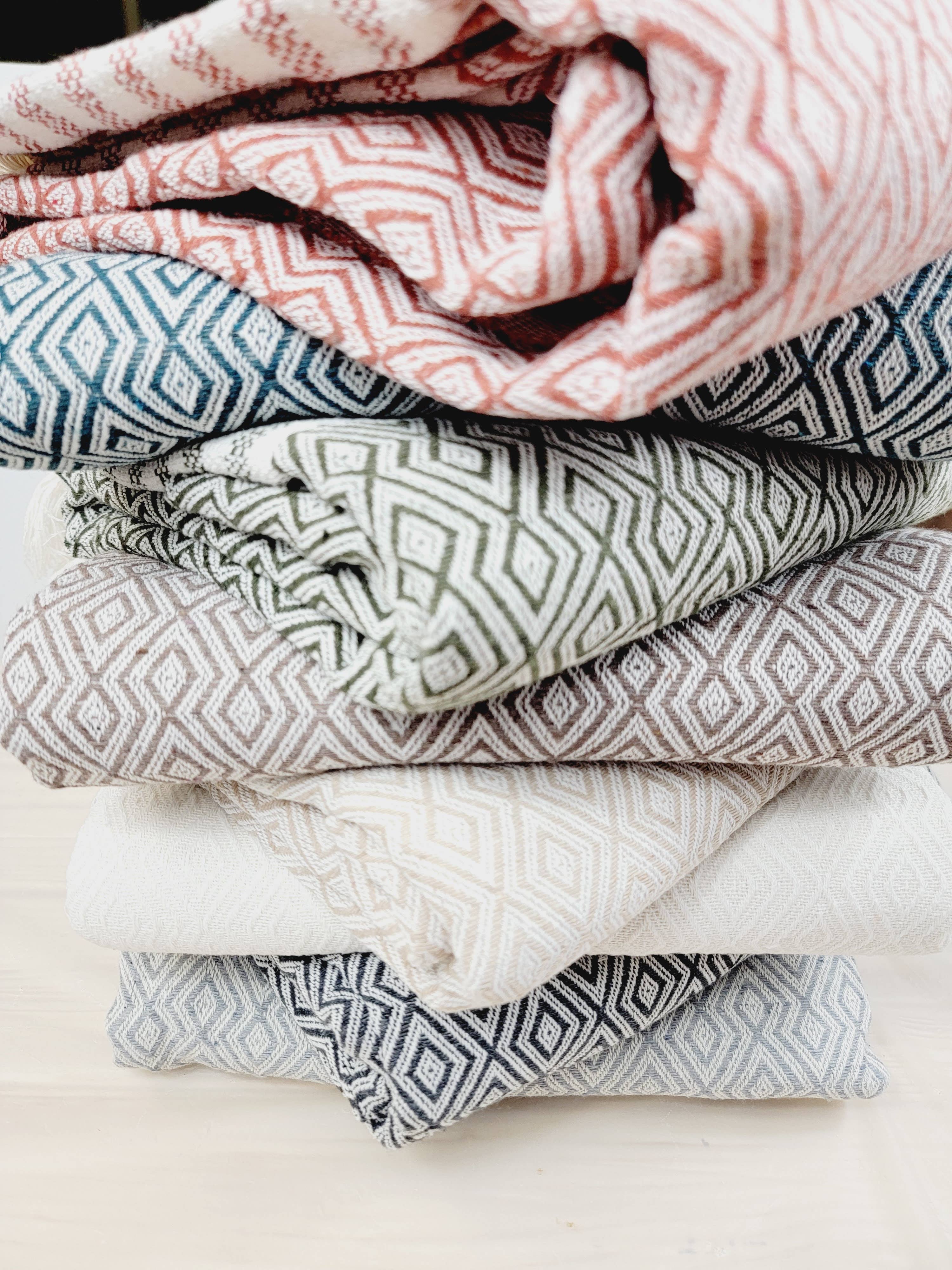 EBRU Home – Großhandel Überwurfdecke – 10 Überwürfe und Bettüberwürfe, Baumwolle gewebt, Handgewebt24