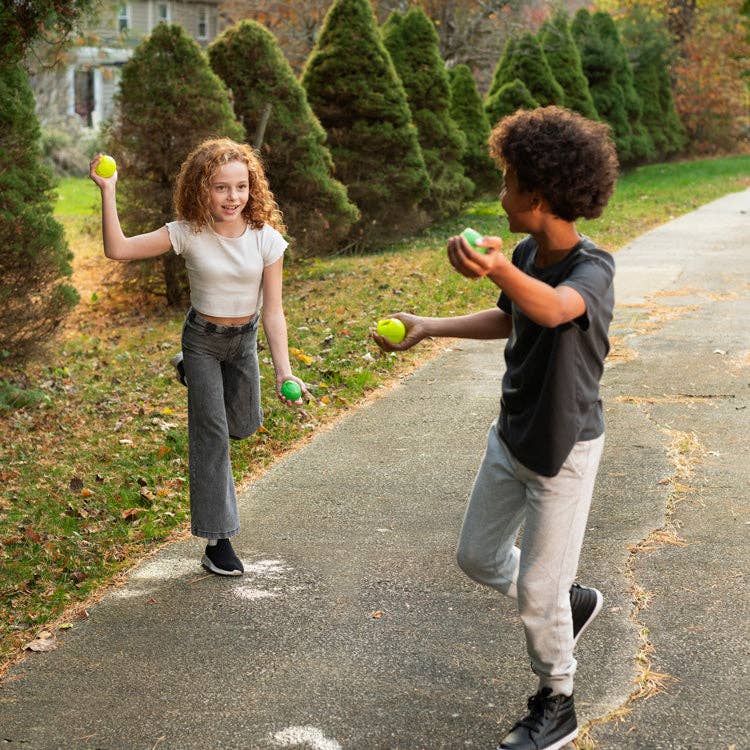 Kikkerland Design Inc - Wholesale Sports Ball - Kids - Huckleberry Reusable Water Balls2