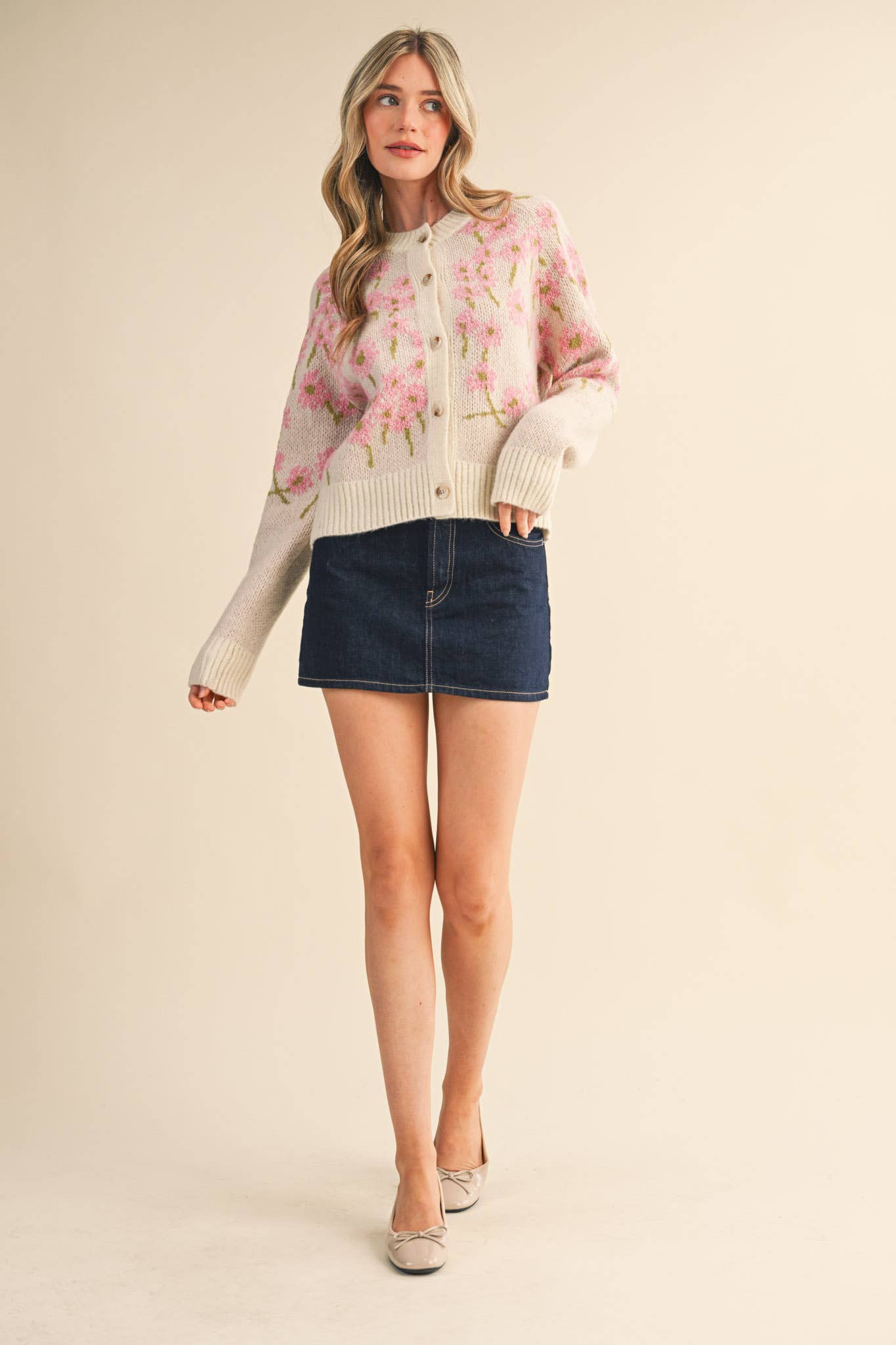 &MERCI - Wholesale Cardigan - Women's - FLORAL KNIT BUTTON DOWN SWEATER CARDIGAN MSW1123839
