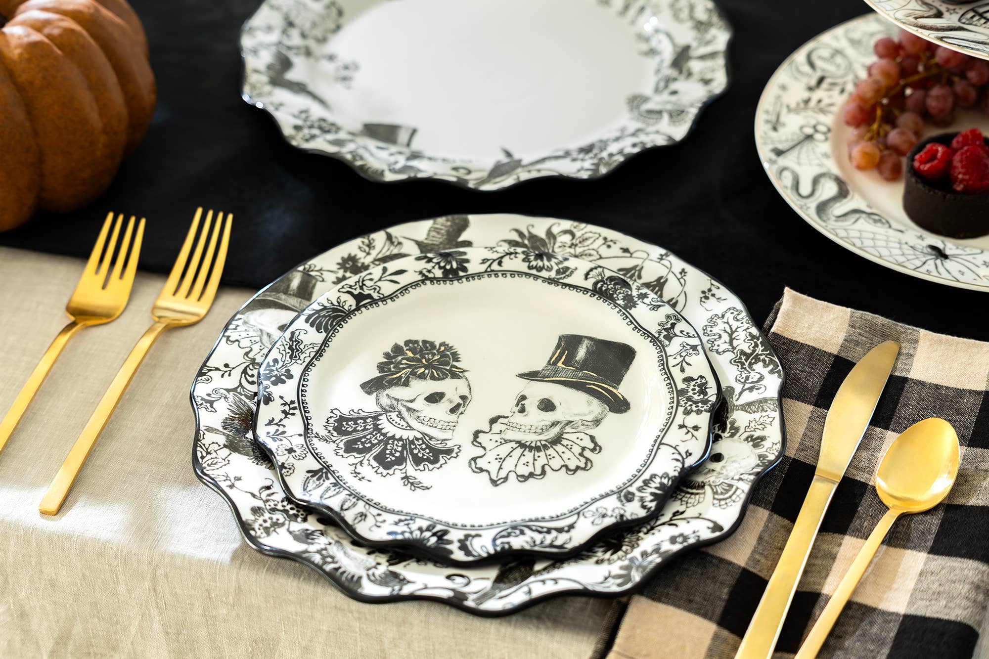 Grace Teaware - Wholesale Dinner Plate - Halloween Midnight Gothic Dinner 11" Plate2