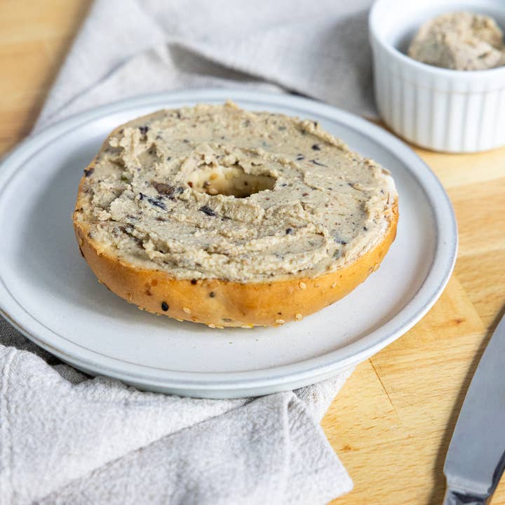 Harris and Ruddock - Wholesale Cheese - Wild Mushroom & Truffle Oil Cheese Spread - 9 oz1