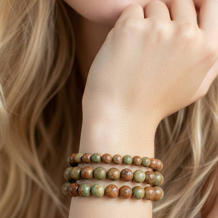 Chrysocolla Bracelets from Madagascar Beads 6 to 10 mm for wholesale by Artisans de Madagascar