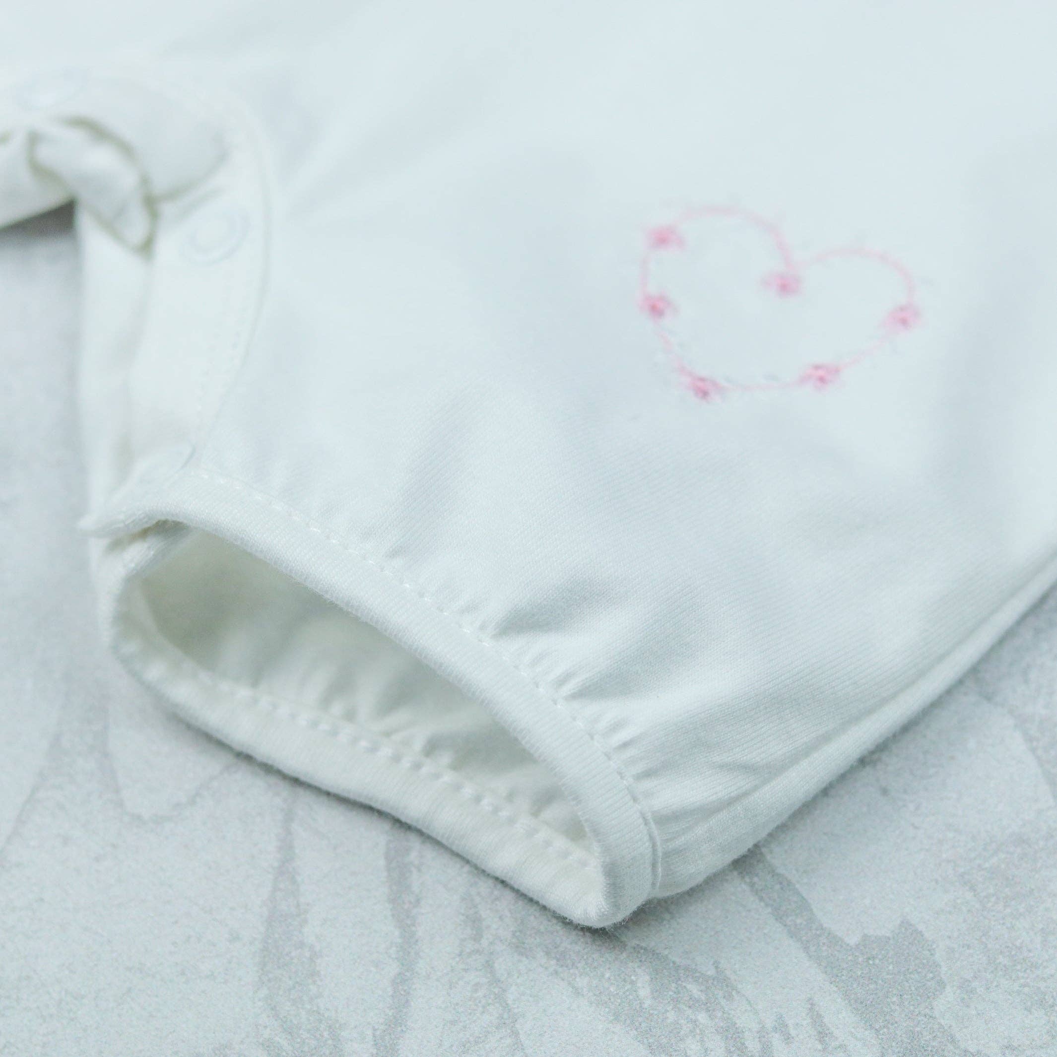 Emile Et Rose - Wholesale Jumpsuit - Baby - Jody White Girls Heart Embroidery Romper7
