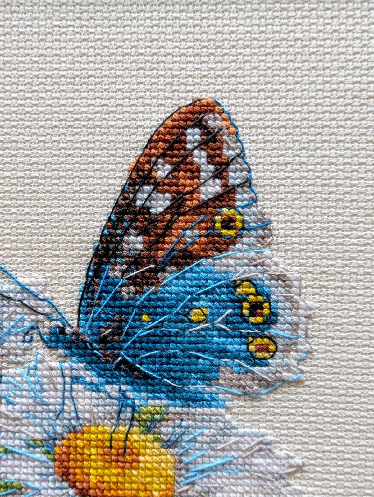 RIOLIS - Wholesale Embroidery/Cross Stitch Supplies - Cross Stitch Kit From Riolis 2220 Fragile Beauty4