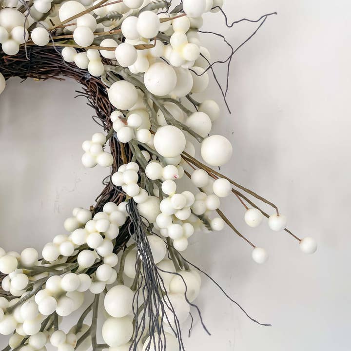 Hycroft Home Decor - Wholesale Wreath - Cream Ivory Berry Faux Christmas Wreath 14"3