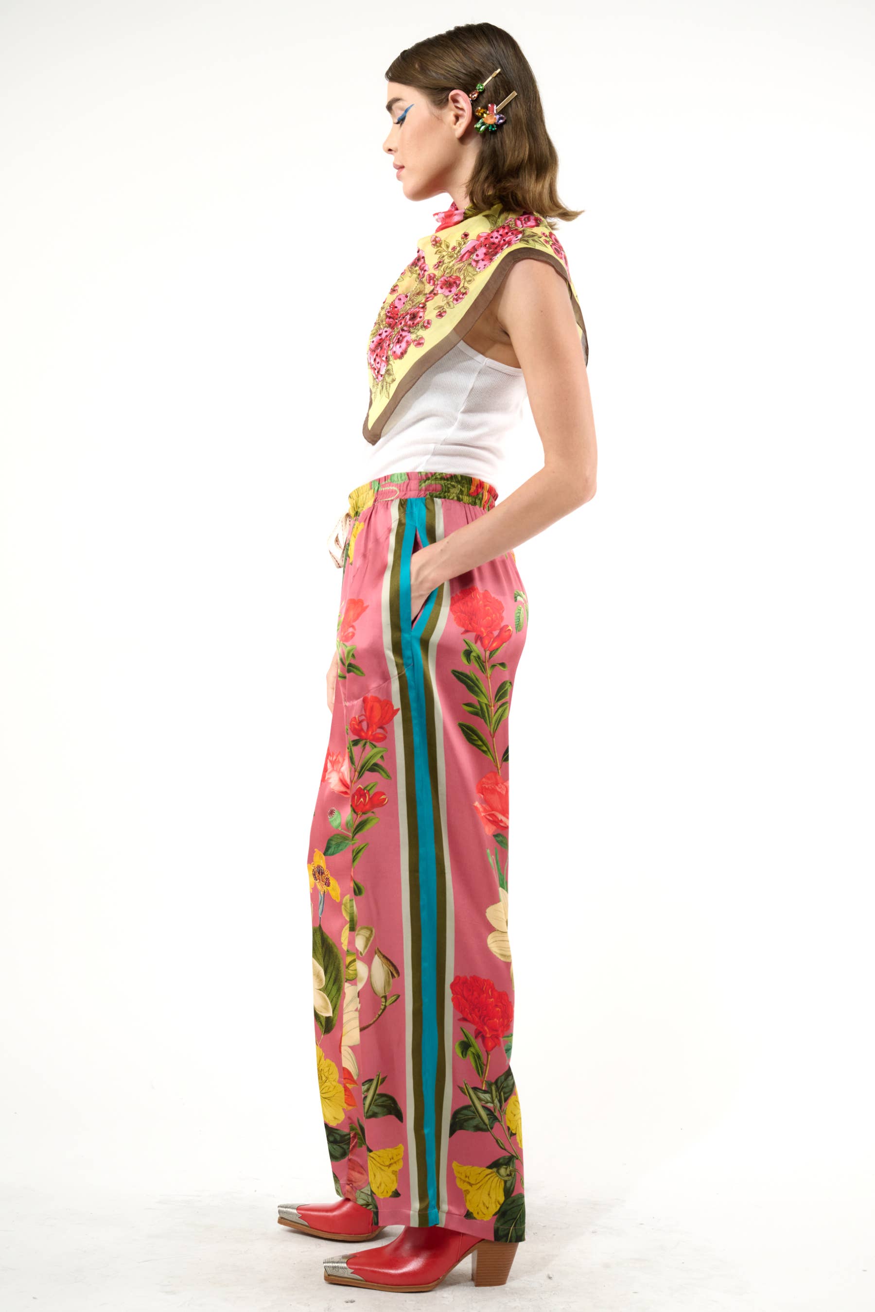 Dusty Rose Floral Mijn Valentijnsbroek voor groothandel op Faire13