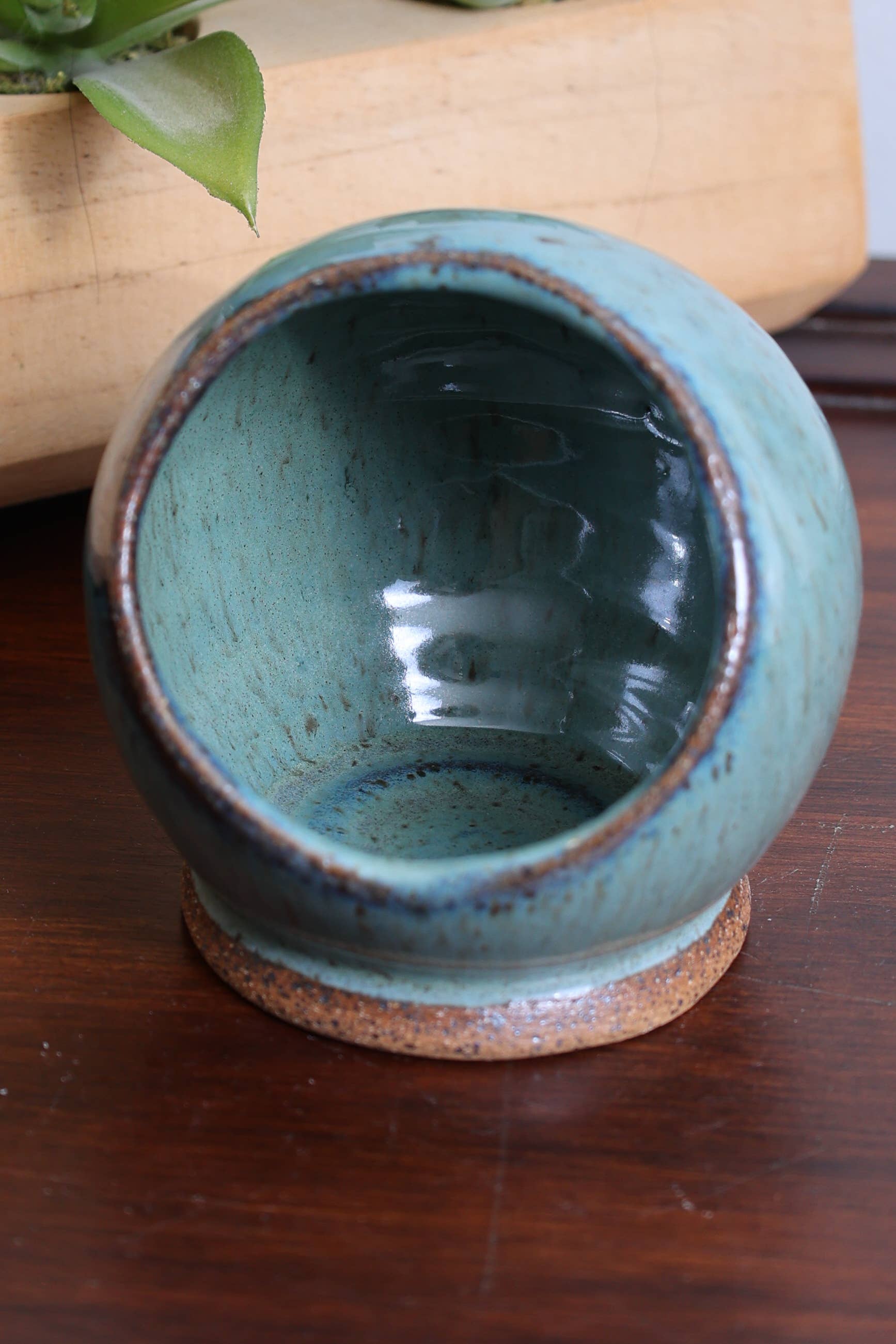 Sawdust and Clay - Wholesale Salt & Pepper Shaker Set - Artisan Ceramic Salt Pigs8